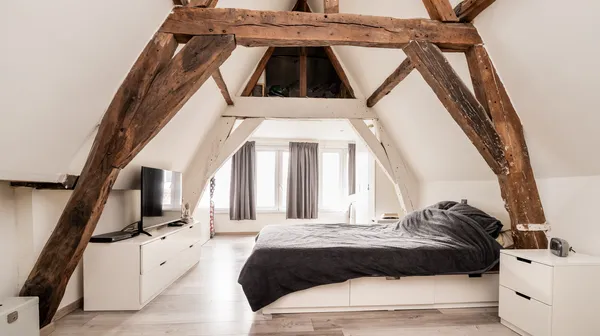 1751882431-Veemarkt 17 2800 032